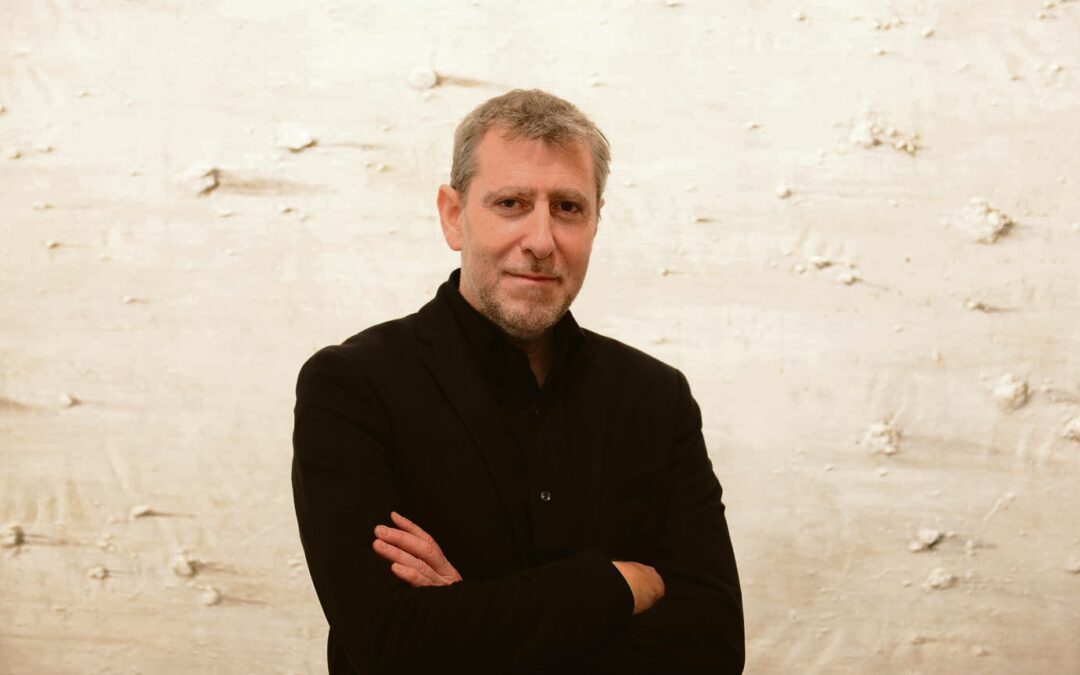 ES BALUARD –  David Barro, Director